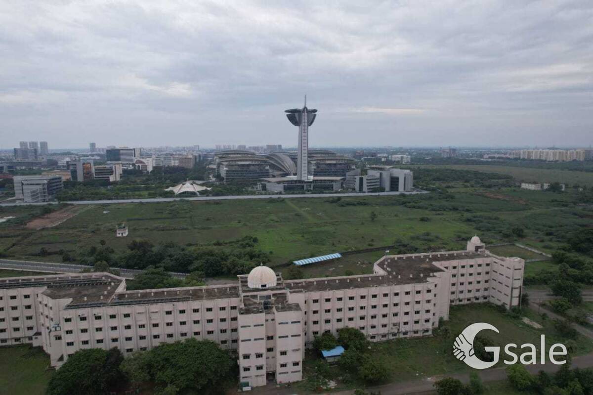 OMR Navalur OnRoad Layout For Sale 