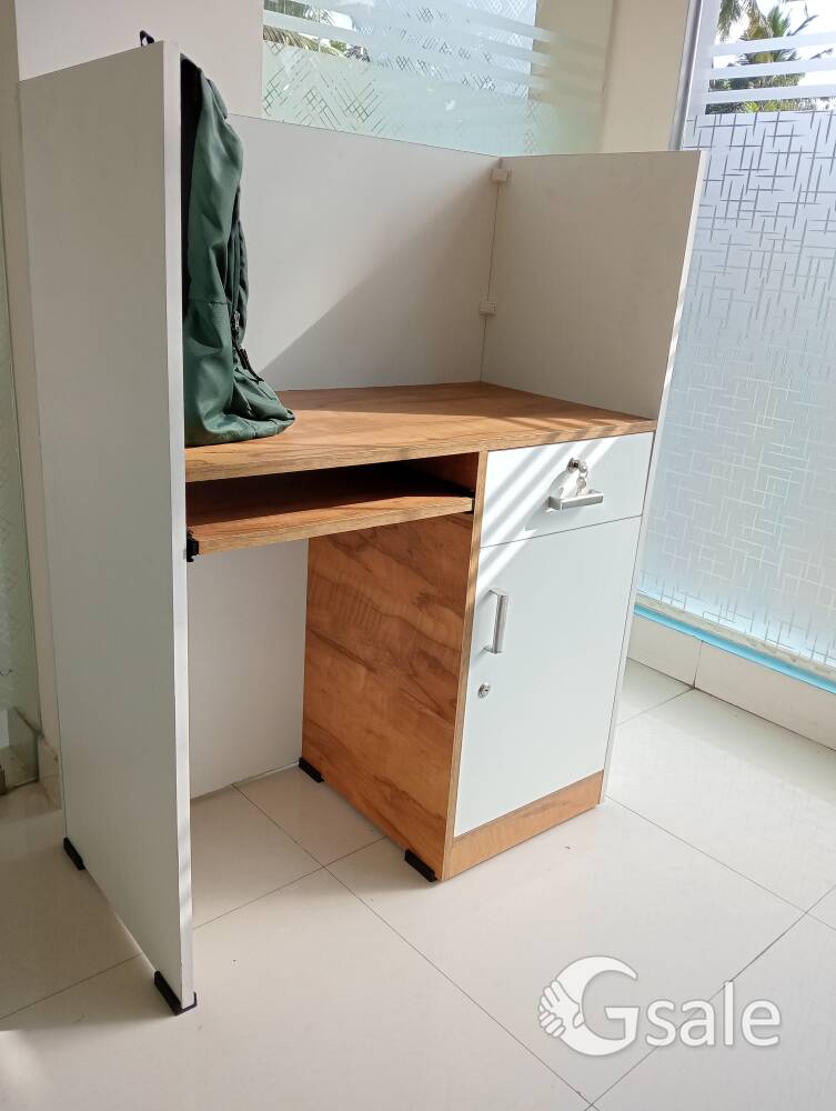 working  table 