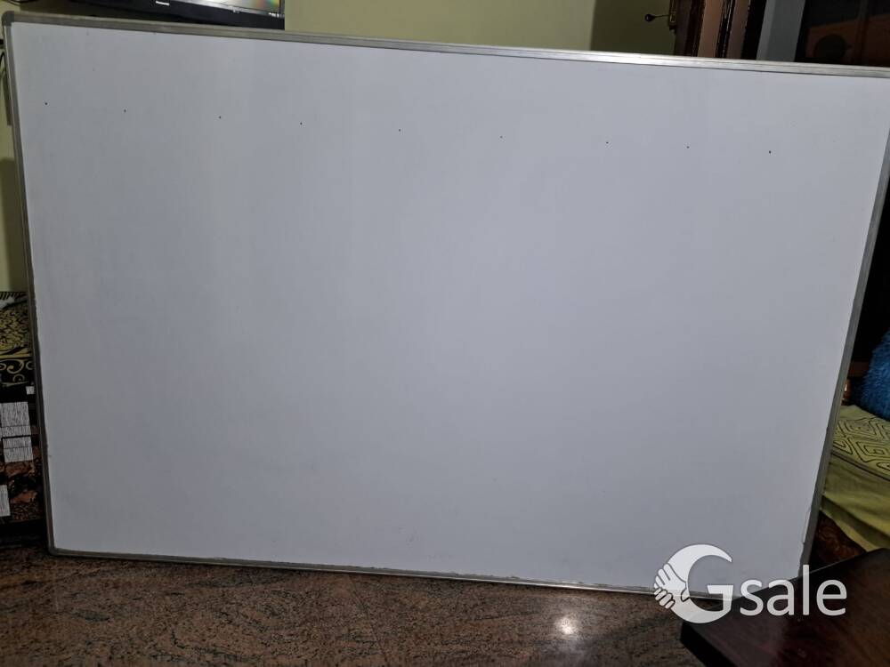White board 6×4 With 5 Ink Bottles and Markers