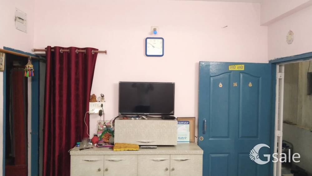 One BHK flat for sale urgent 