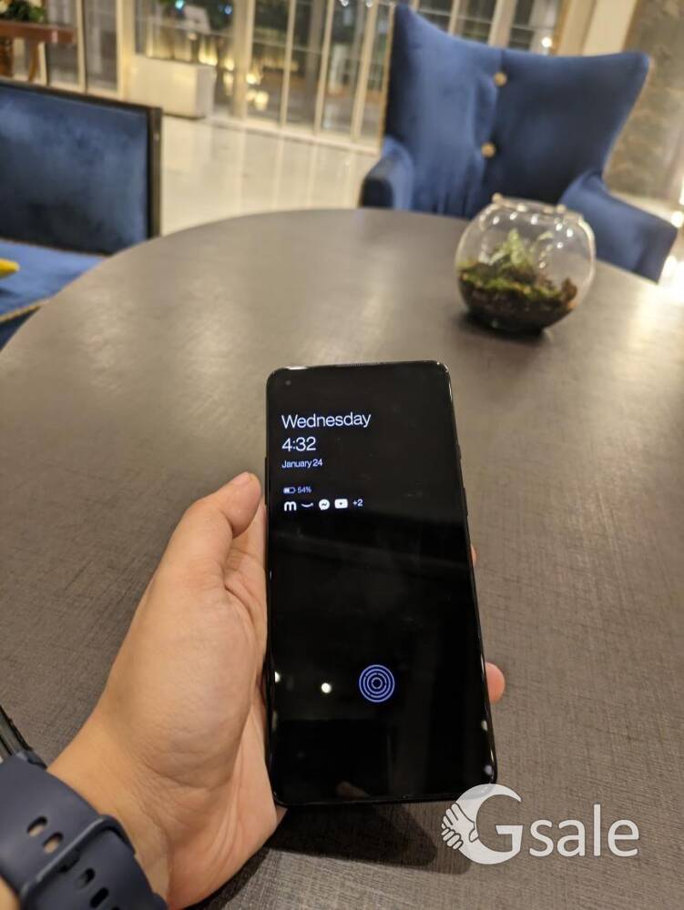 2Years old OnePlus 9R