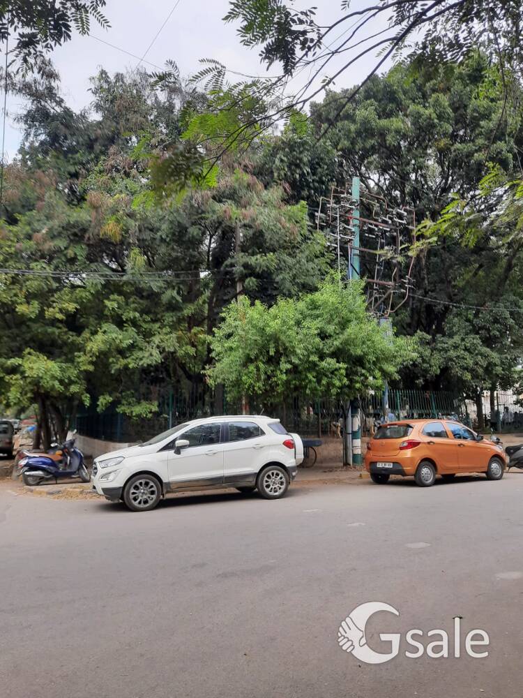 sir m visvesvara layout 7 block 50 80 west facing good location 💯 ft road commercial site for sale 