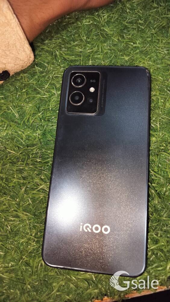 IQOO Z6 G5 RAM 8 INTERNAL 128