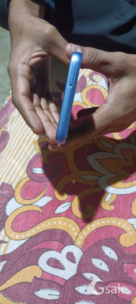 sumsung galaxy A 34 5 month old  mind condition 