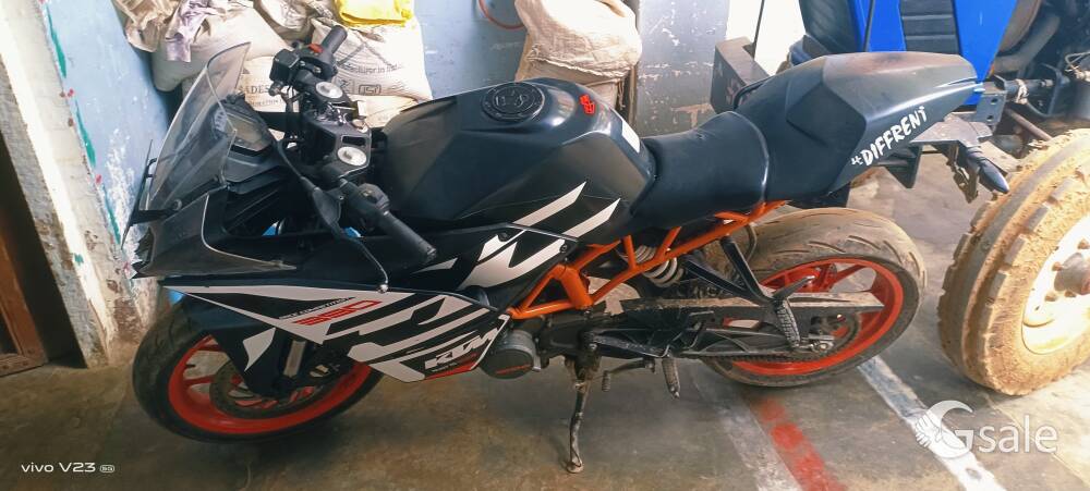 ktm rc200 