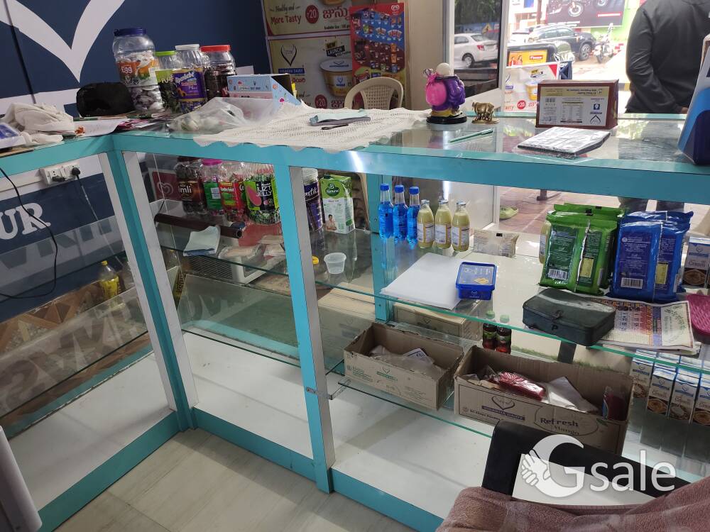 Glass Showcase for Shop 