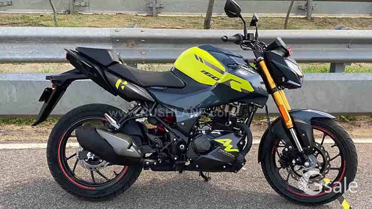 Hero Xtreme 160 4v r pro model selling due to family issues 