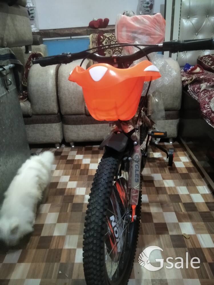 Avon cycle brand new 