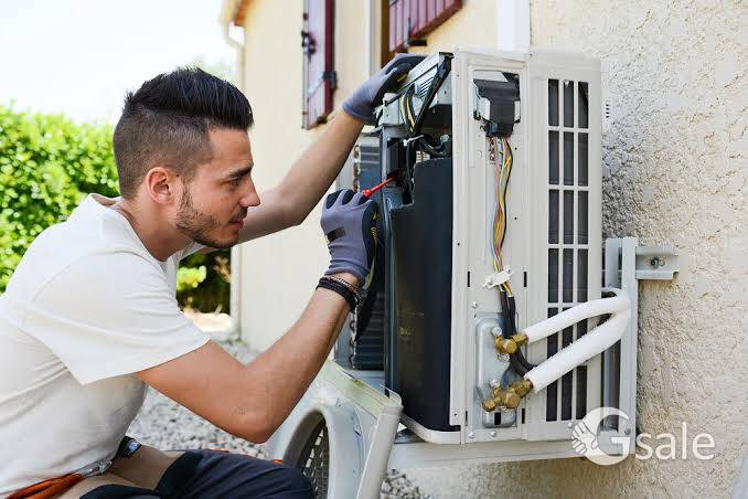 AC service RS:600/-