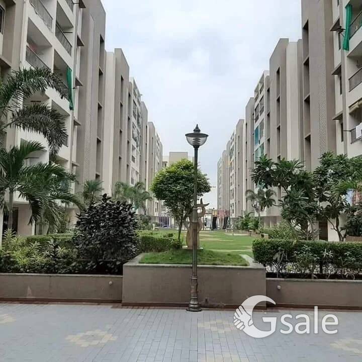 URGENT FLAT FOR SALE 