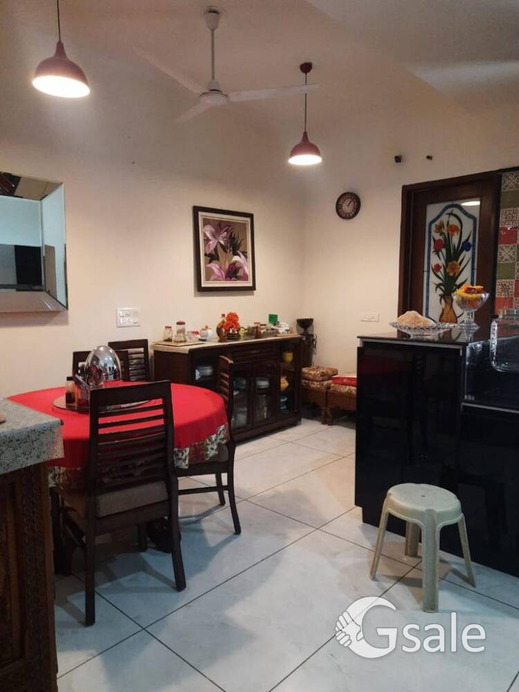 Big corner 325 sqyd kothi for sale in F-Block Aerocity mohali