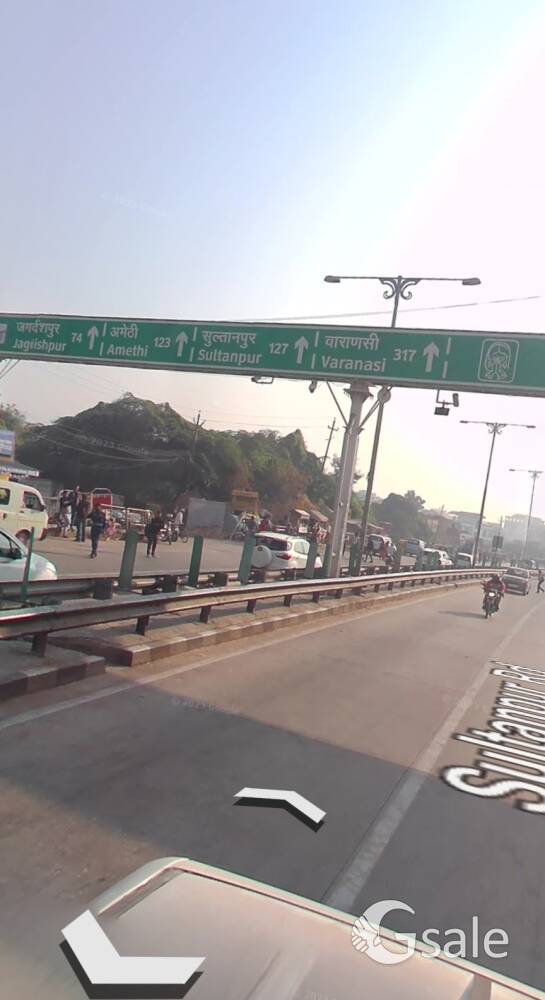 Sultanpur road pe comercial plot le bahut kam rate me prime location per 