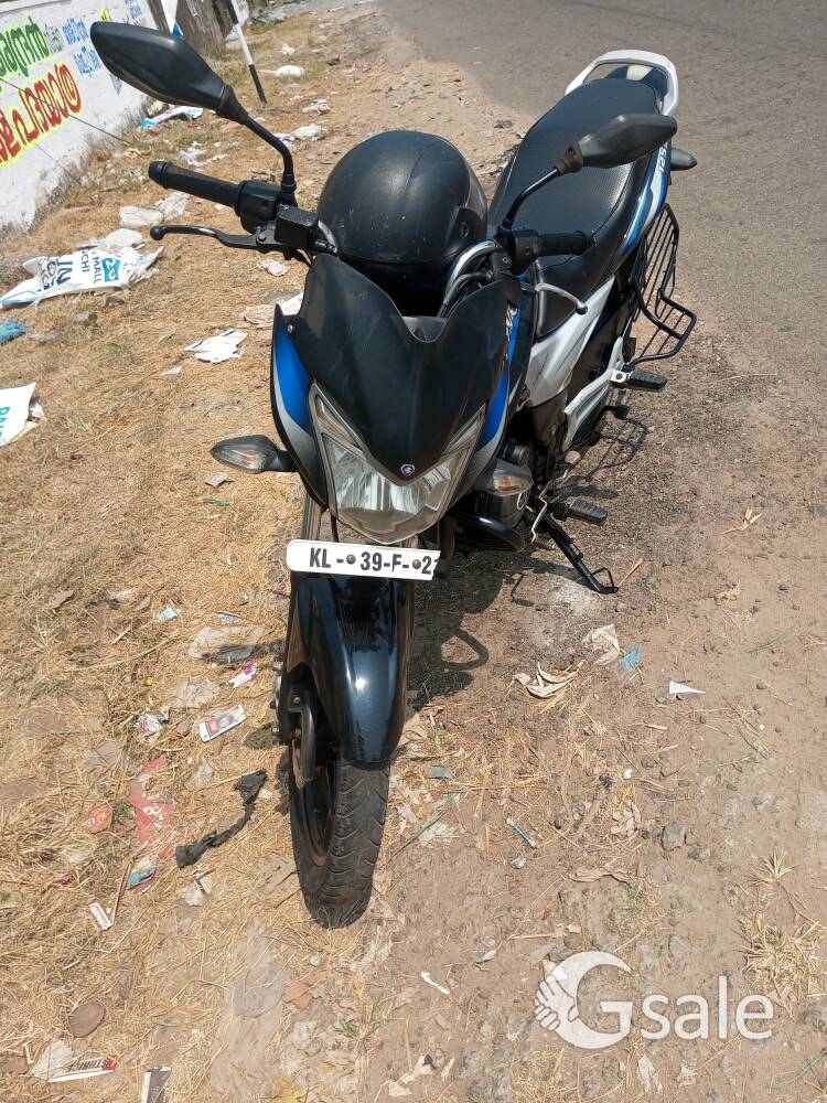 2013 model bajaj discover st bike for urgent sail 