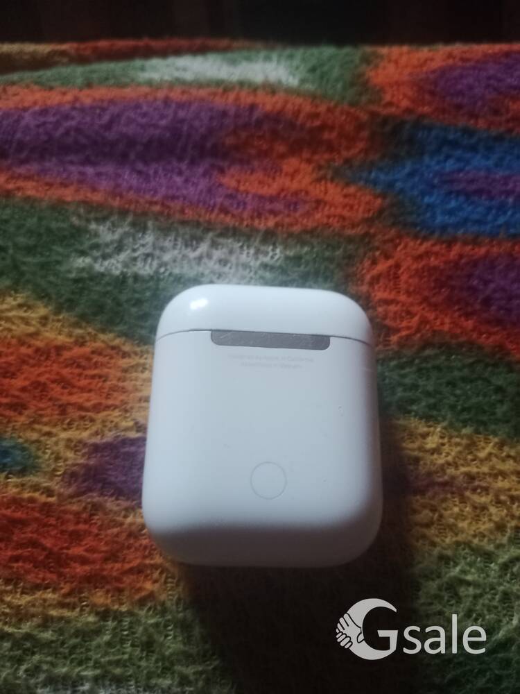 Apple air buds 