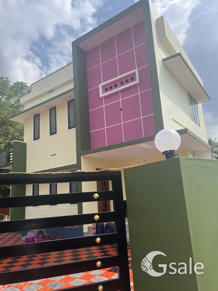 Pathiripala 3 BHK APARTMENT PATHIRIPPALA TOWM 1 km OPEN WELL, POOKKATTUKUNNU ROAD.CONTACT:9947315818