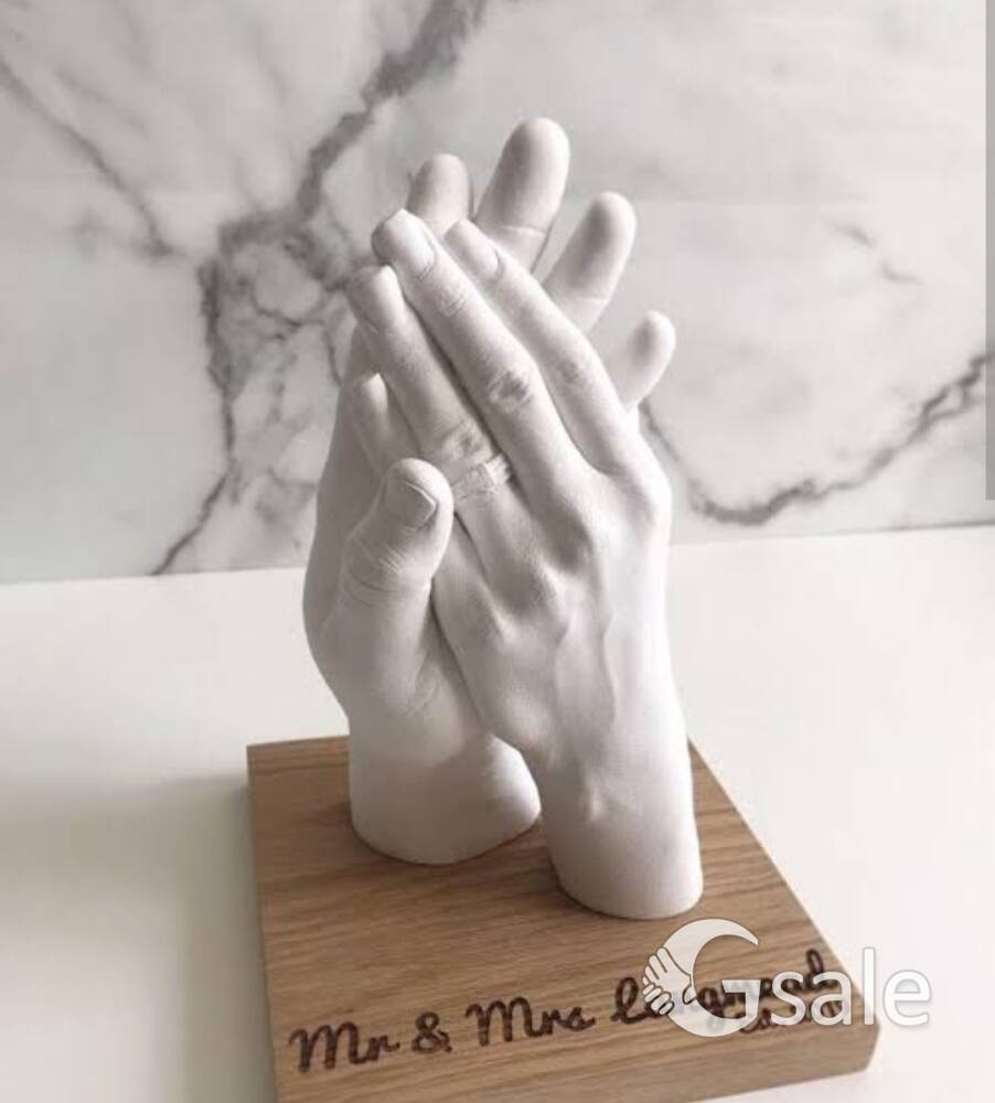 Hand Moulding 