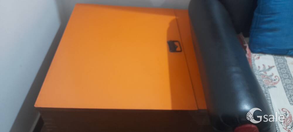 2 wooden Storage Box + 1 bed side table