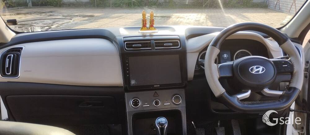 well maintained CRETA car
