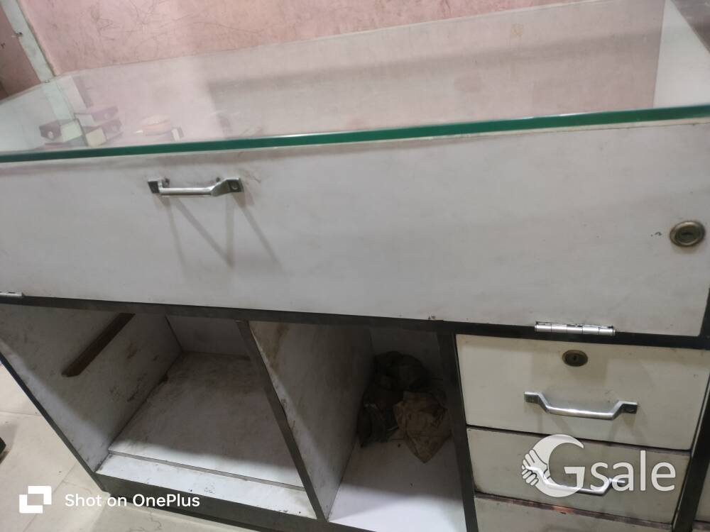 Counter for general store 