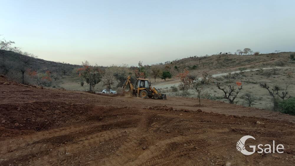 land for farmhouse 