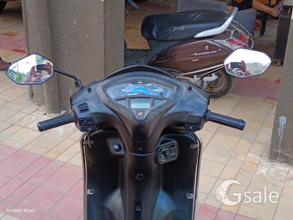 want to sell Activa 5G