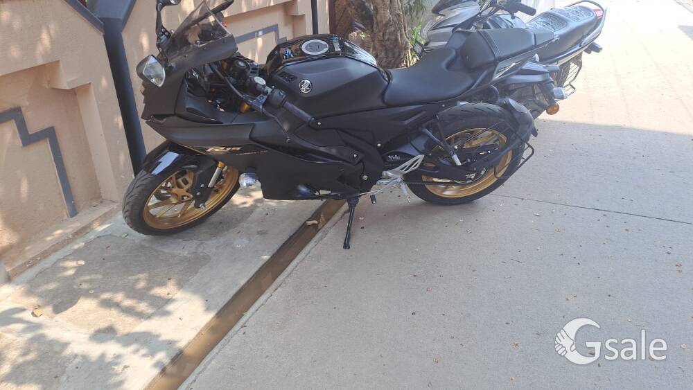 brand new bike yahama r 15 v4
