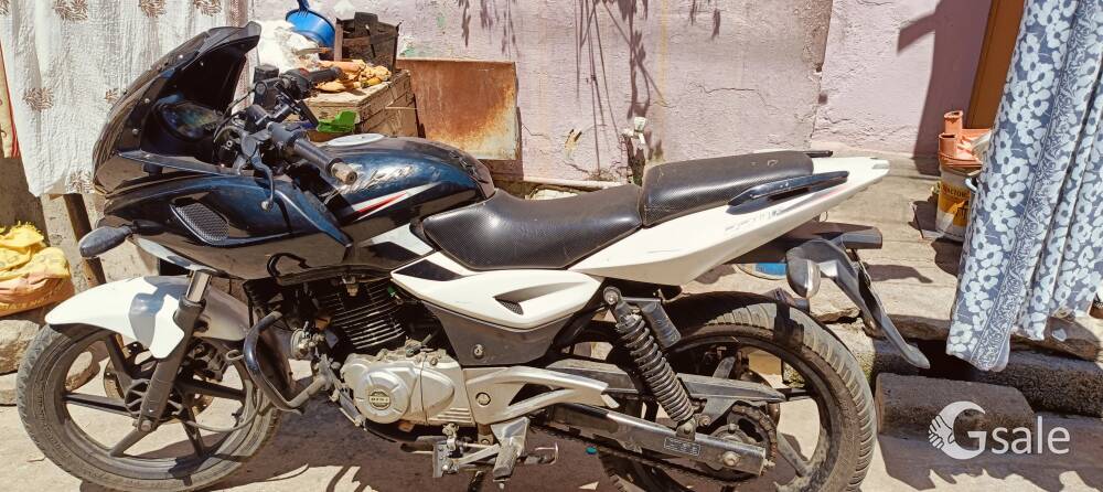 Pulsar 220 just now serviced bike 