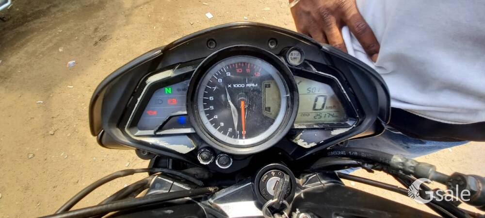 pulsar ns 160cc 