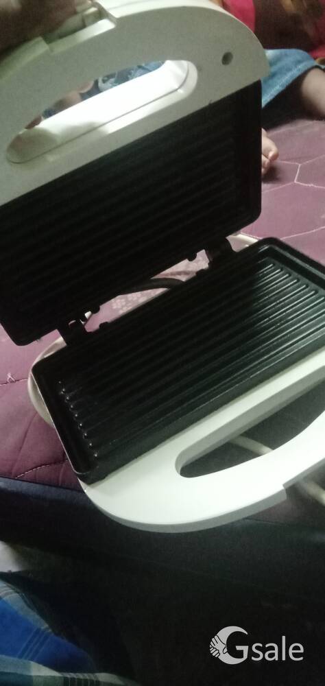 bread toaster