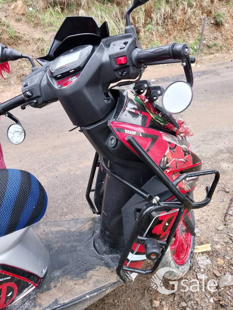 scooty two wheeler 