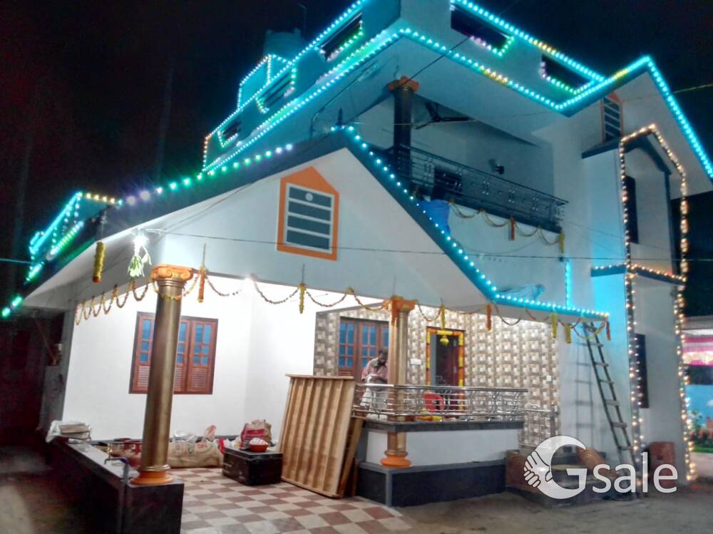 11 സെന്റ് സ്ഥലം 1750സ്ക്ർ ഫിറ്റ്‌ വീട് വില്പനക്ക് 