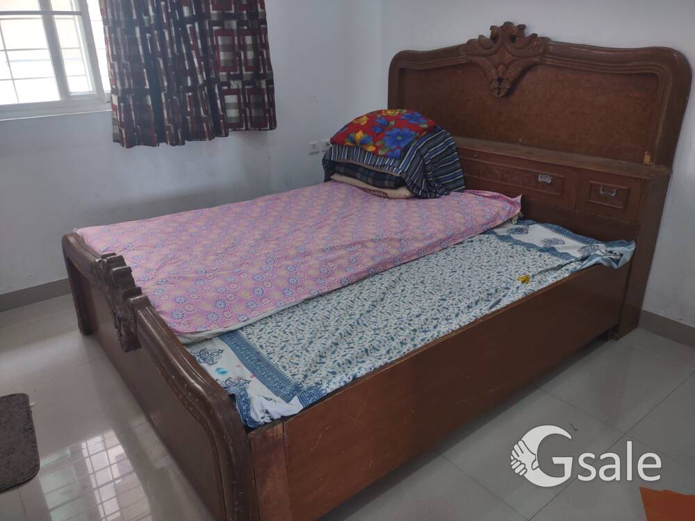 pure teak wood double bed 