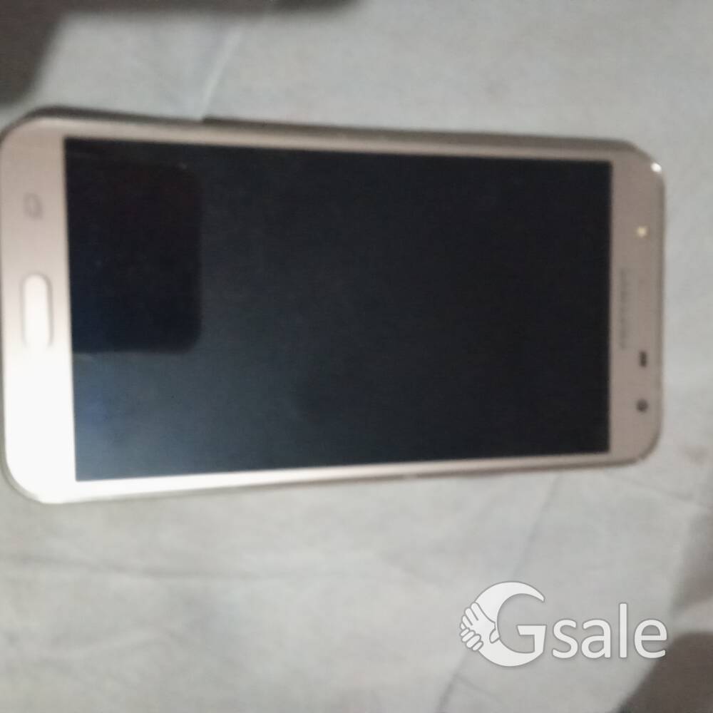 Samsung galaxy j7 nxt and yu yunice 