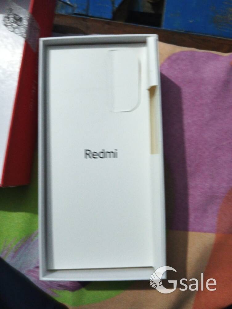 redmi 13c 5g is selling for good conditions and new phone
