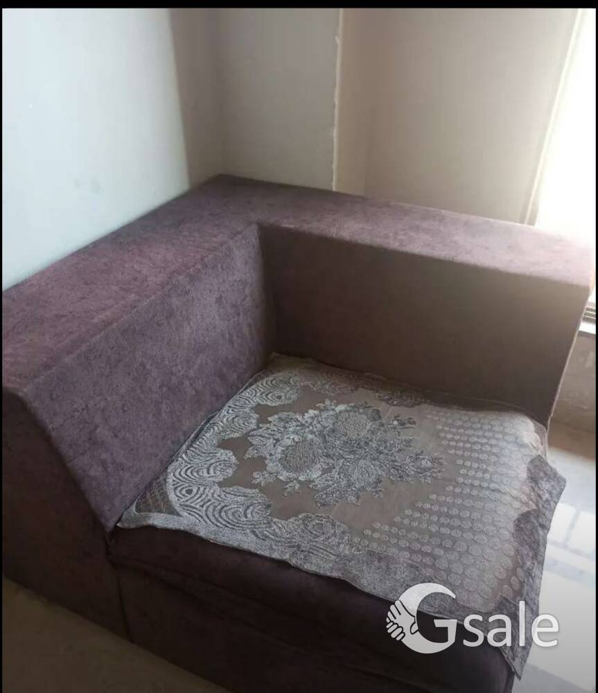 double bed with mattresses,3 cupboard+ wooden seti with mattress, +side table, dressing All furnitur