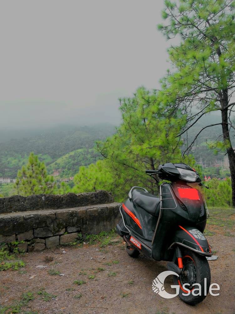 Black modified Activa 3g