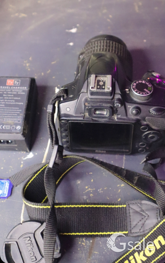 nikon 3200d good condition 