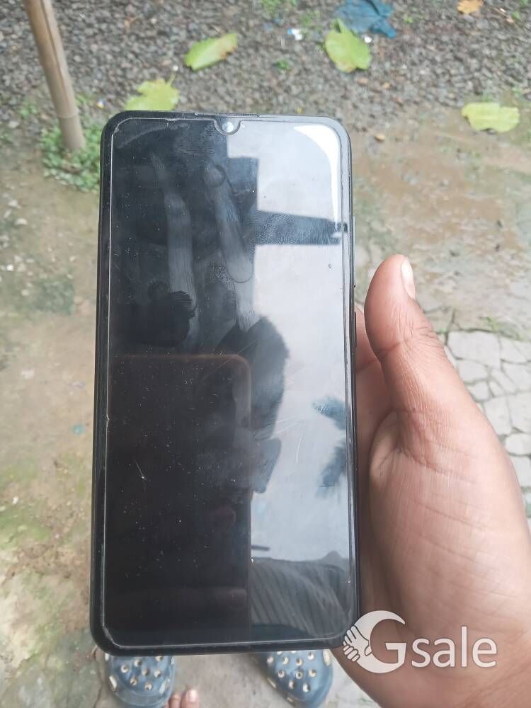 this phone is vivo Y91i this is a old phone.