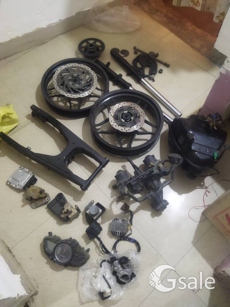 pulsar rs 200 all parts le jao sirf 7000 me
