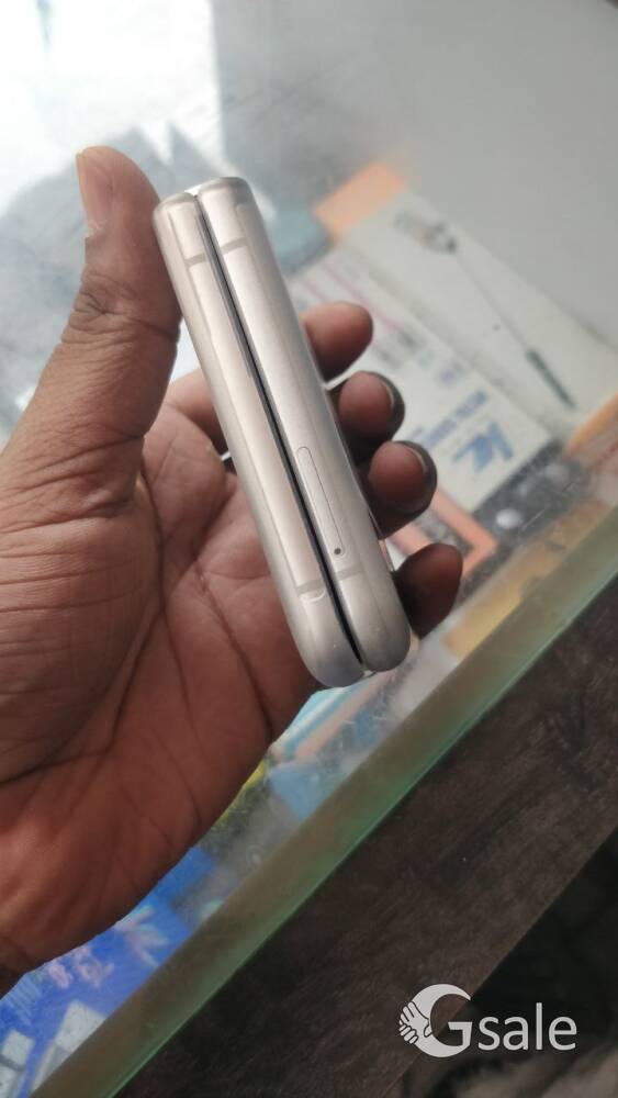 moto Razr 40