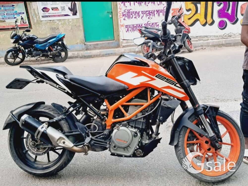 ktm duke 250 bs4 model