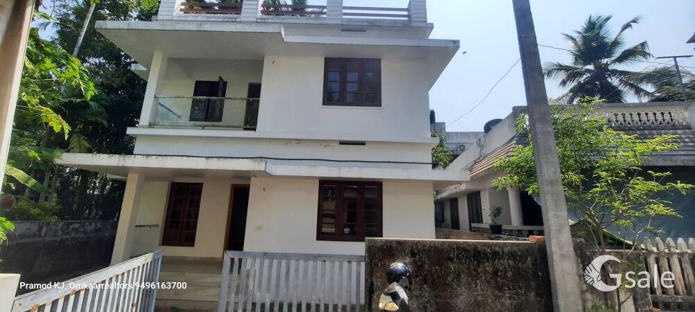 1450 square feet 3 BHK house in 4.200 cents for sale at Udayamperoor Ernakulam. Brokers Excuse 
