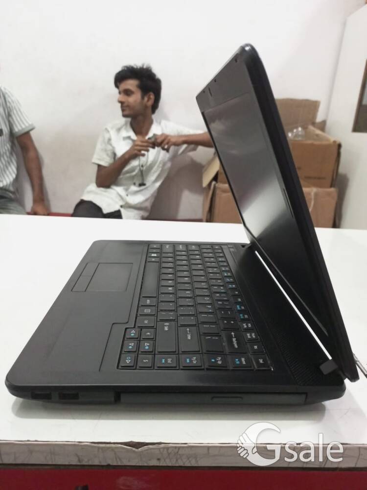 selling my laptops