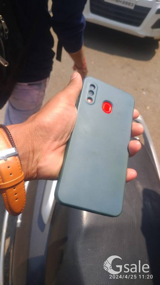 galaxy A20 very good condition Mobile 