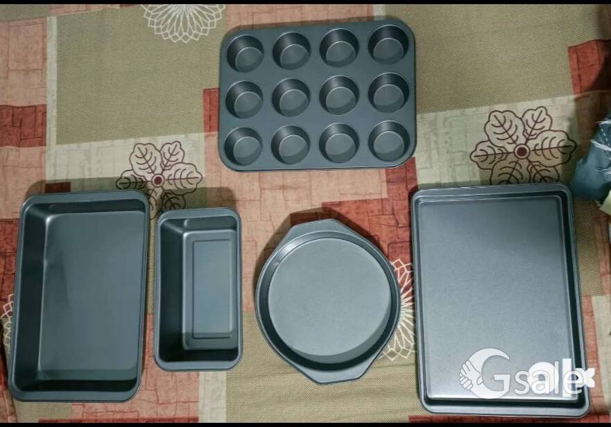Piece Non-stick & Microwave Bakeware.