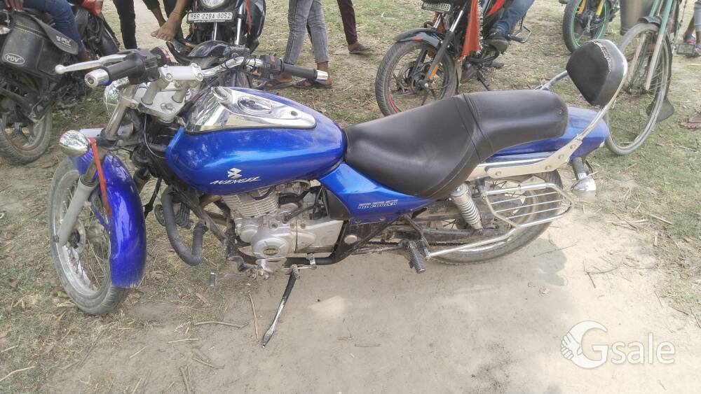 Avengers 220cc 
