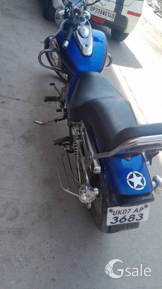Bajaj avangers bike 