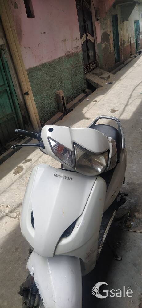 Activa 2012 model hai 