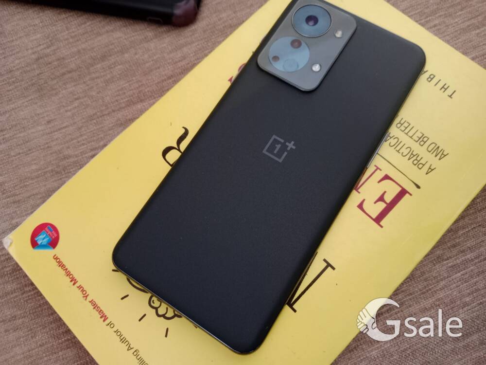 one plus Nord 2T 5G 
