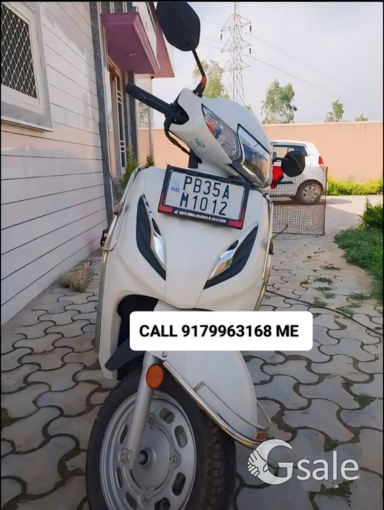 urgent sell Honda Activa dlx 6G All documents complete 